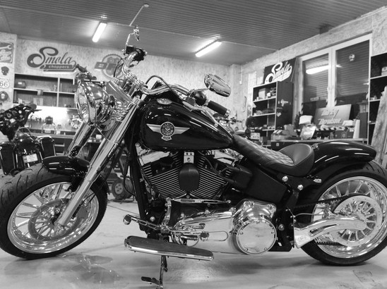 BigTwin Проект от Smola Choppers – Harley Davidson Fat Boy 2015 