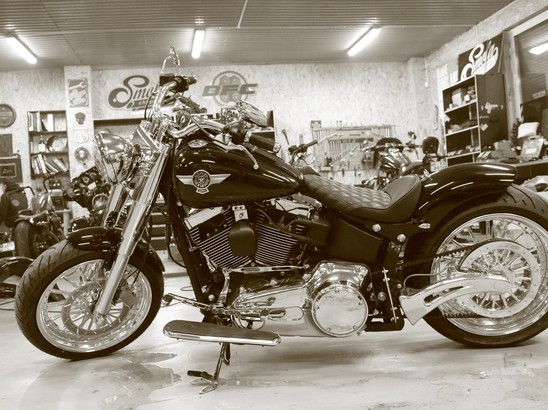BigTwin Проект от Smola Choppers – Harley Davidson Fat Boy 2015 
