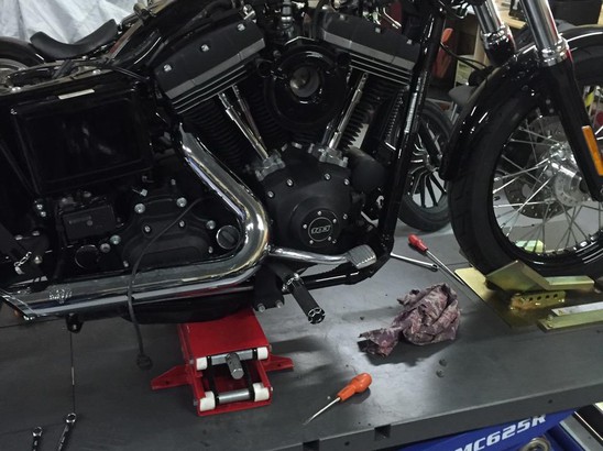 BigTwin Замена распредвалов на Harley Davidson Dyna Street Bob 2014 