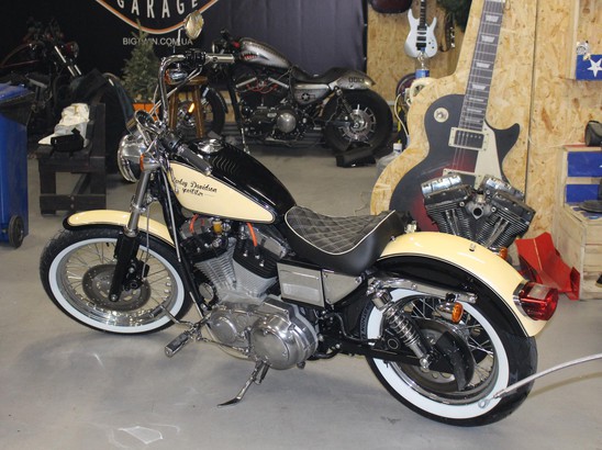 BigTwin После пожара Sportster 883 Hugger, 1999 г.в. 