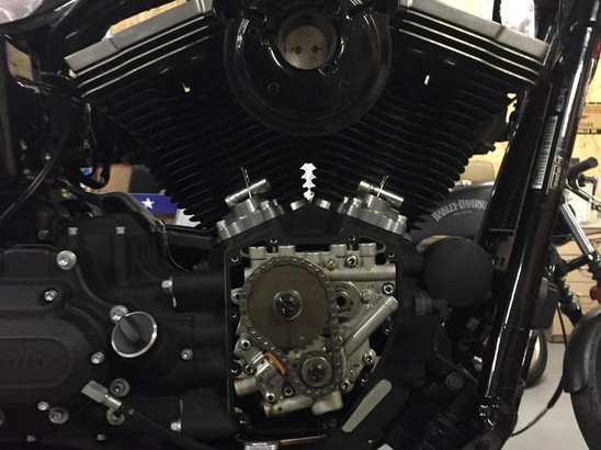 BigTwin Замена распредвалов на Harley Davidson Dyna Street Bob 2014 
